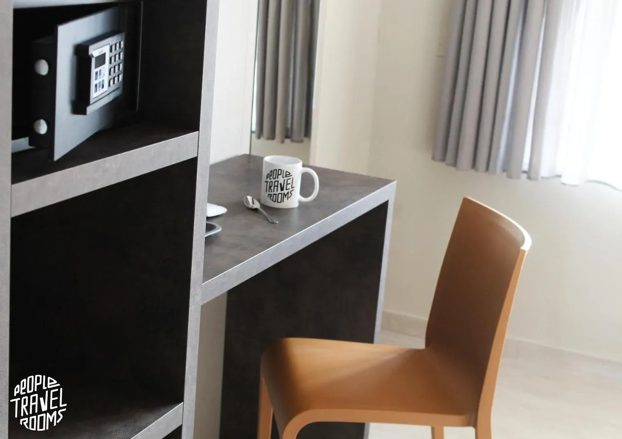 Guest house People Travel Rooms Bologna Italy